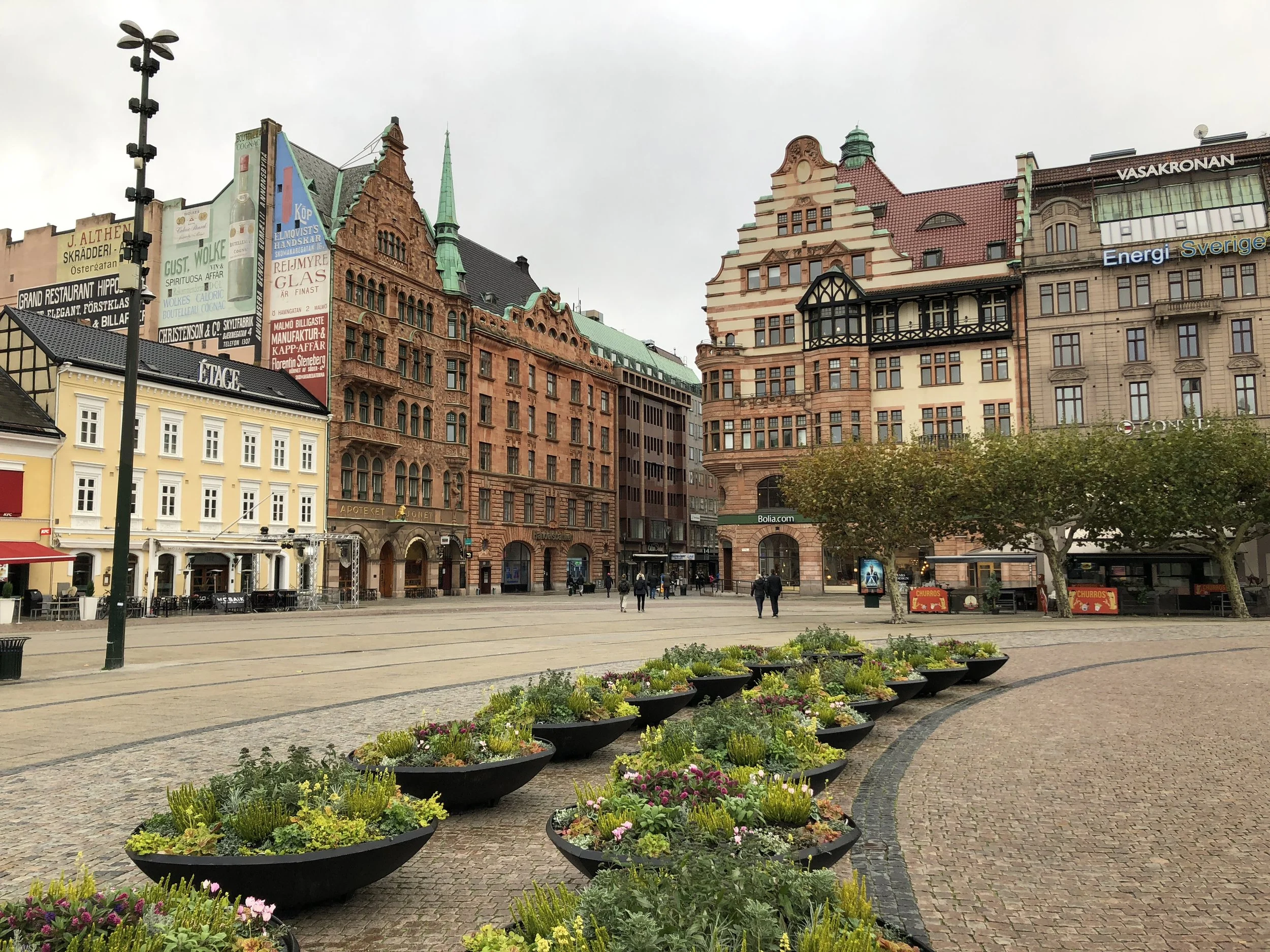 MALMO CITY GUIDE - 11 THINGS TO DO ON A DAY TRIP TO MALMO, SWEDEN