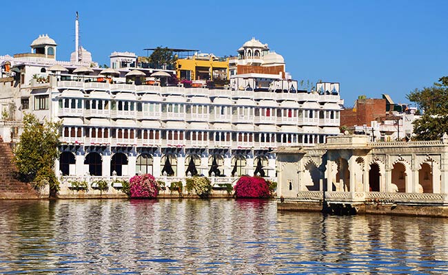 Lake Pichola Hotel.jpg