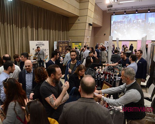 Busy moments at #aperitiviexperience