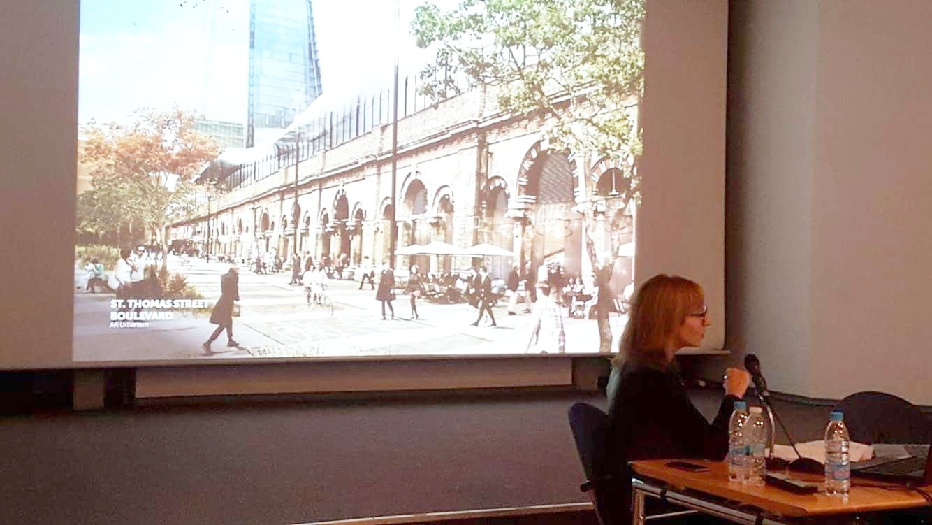Lecture about London Bridge Arches 