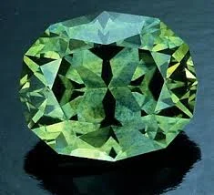 Gorgeous green sapphire