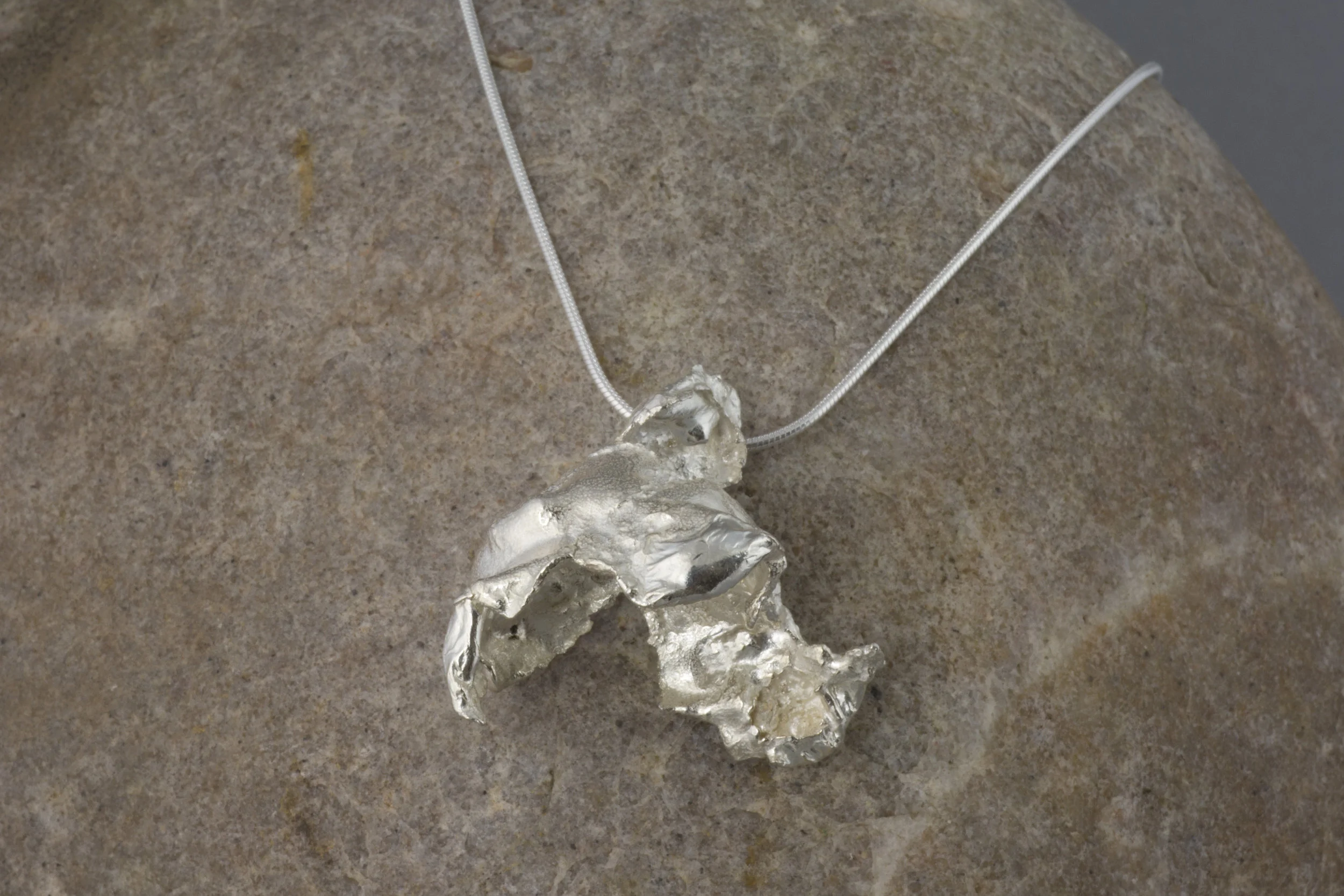 Drop In The Ocean Pendant (B).jpg