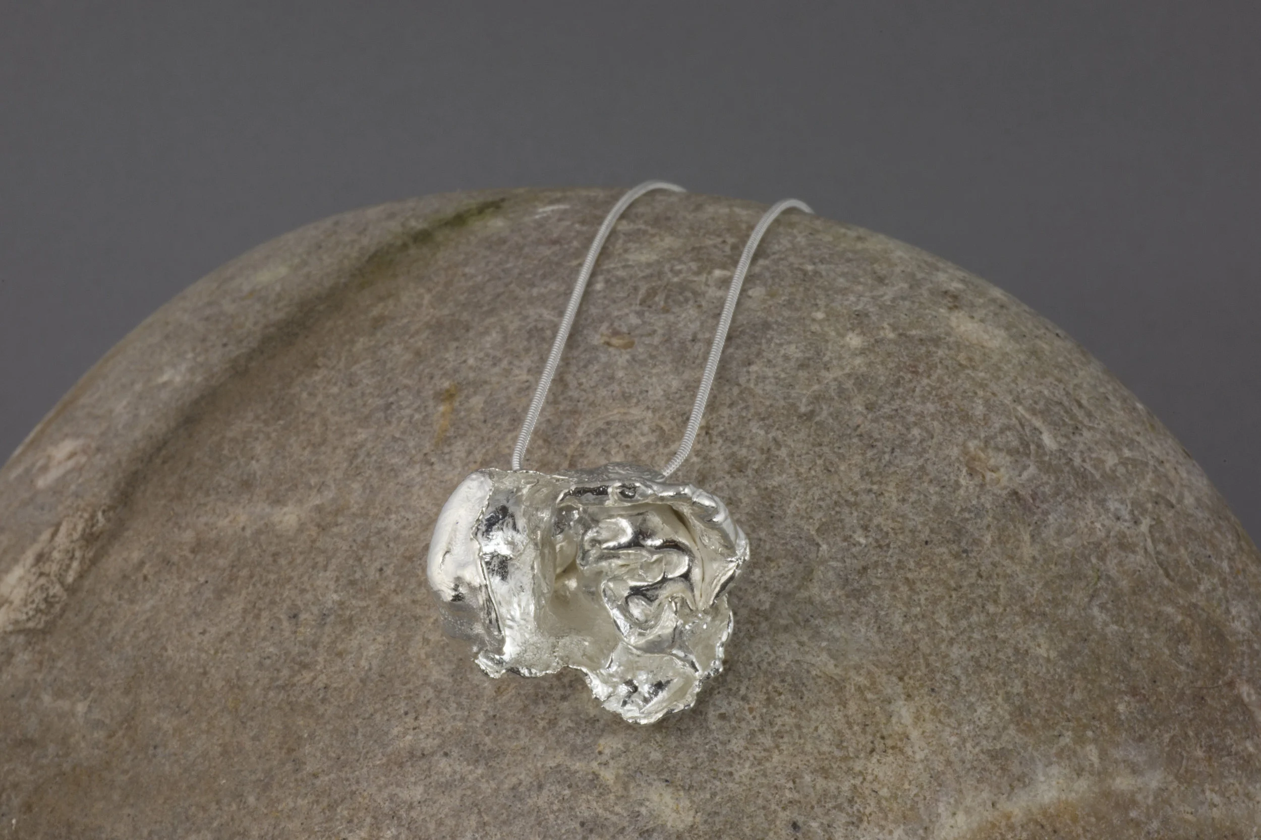 Drop In The Ocean Pendant (B)b.jpg