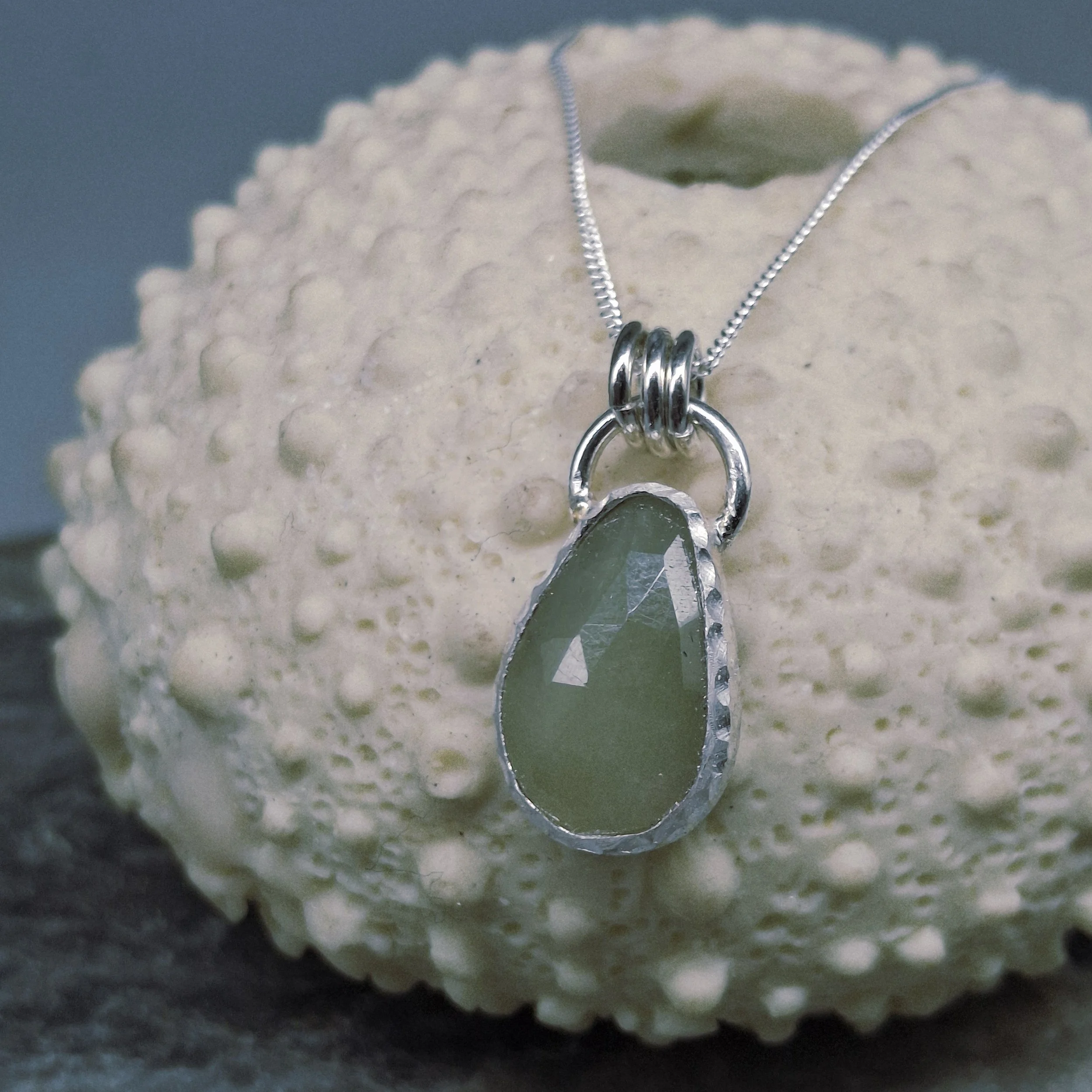 Green Sapphire Rock Pool Mini Pendant