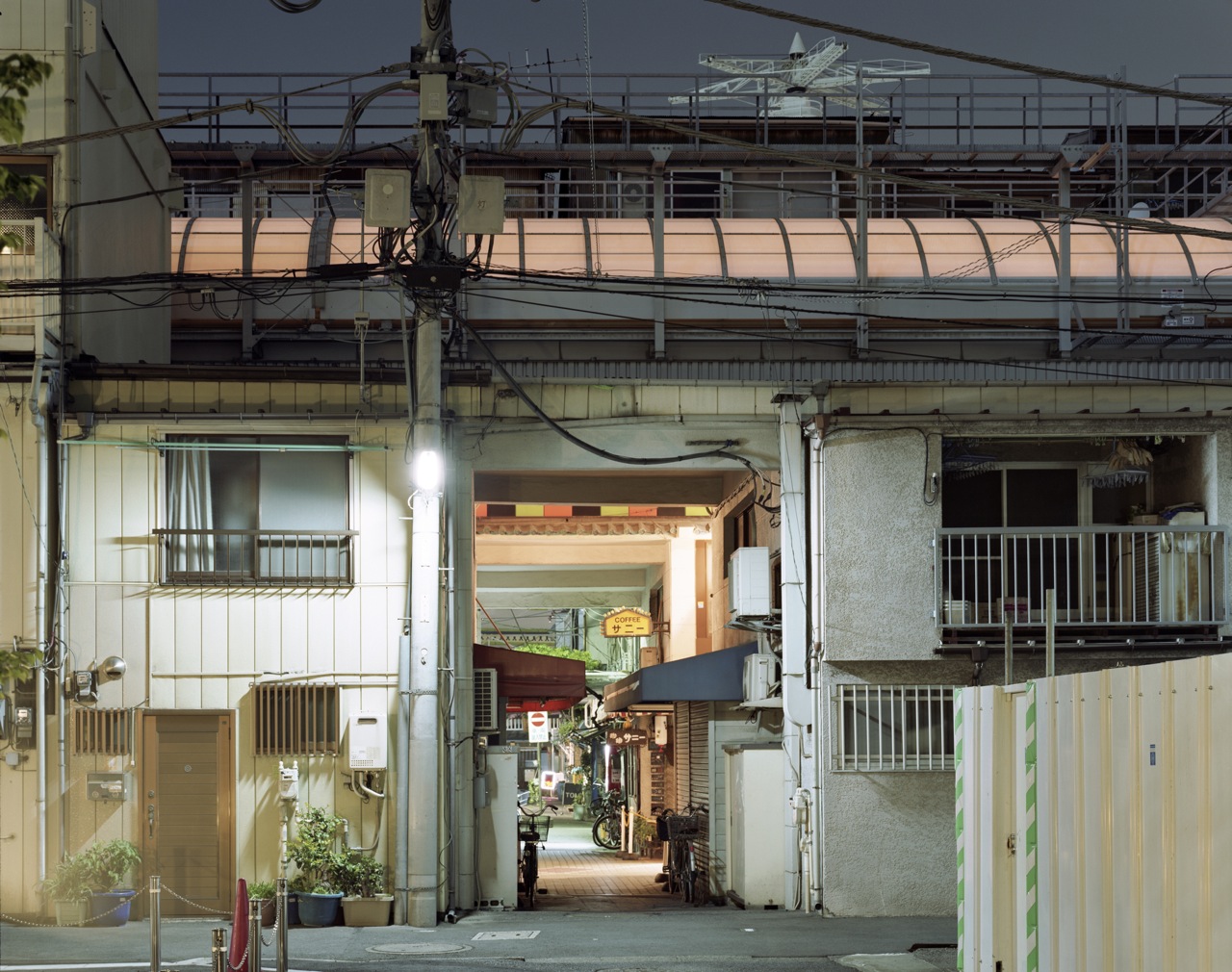 都市に潜む夢 - 09.jpg