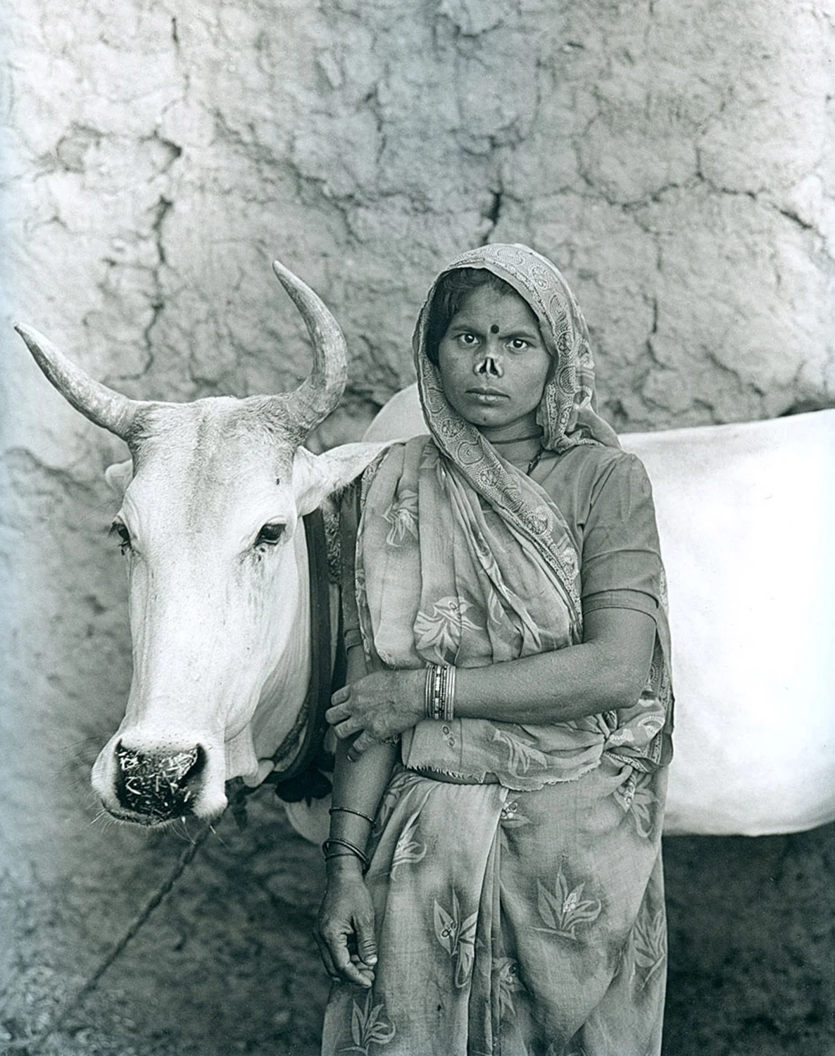 Dalit Women in Rural India, Sudharak Olwe