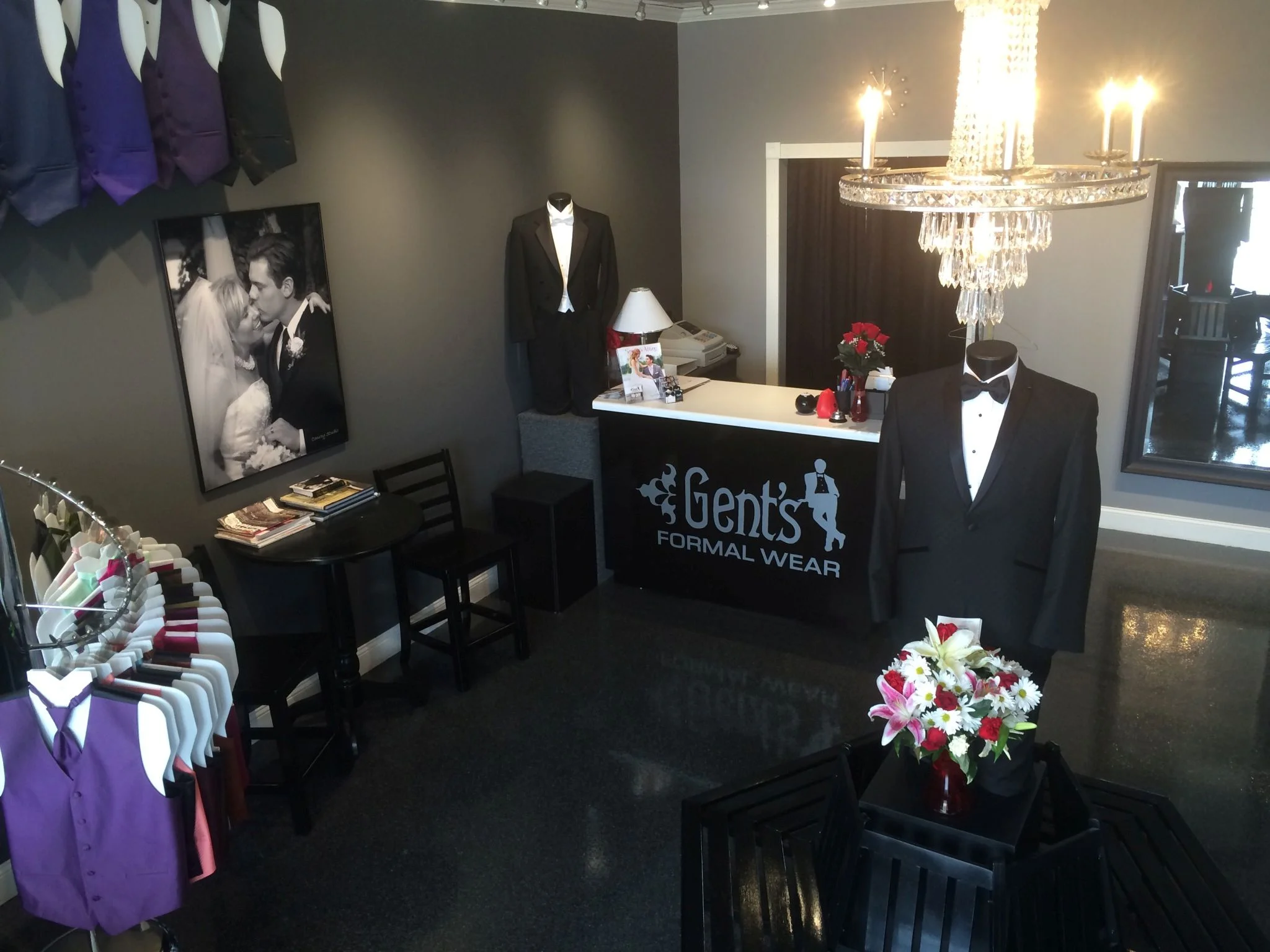 2014 Gents Showroom6.jpg