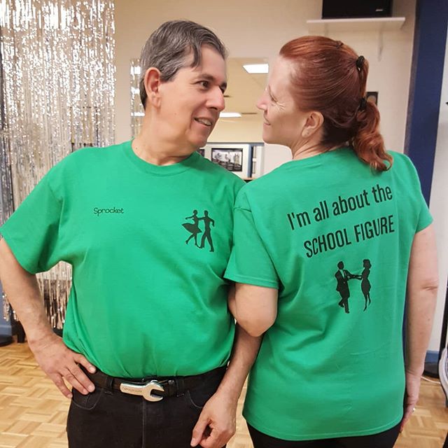 Raul &amp; Margaret Ellen are totally ready for green week! 😉 Nice shirts, you two!

#arthurmurrayreno #arthurmurraylifestyle #idf2019 #greenweek