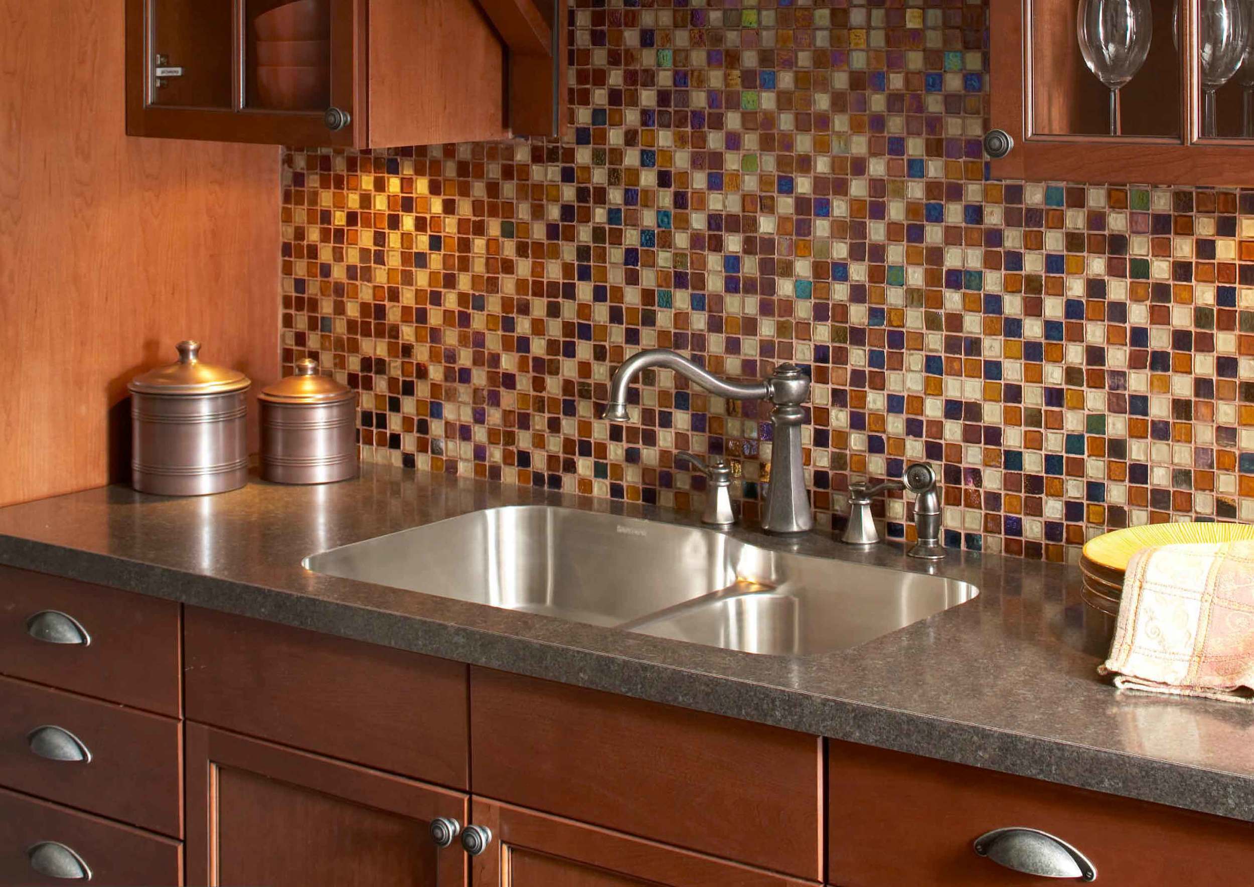 Edge E-260R with Laminate Top