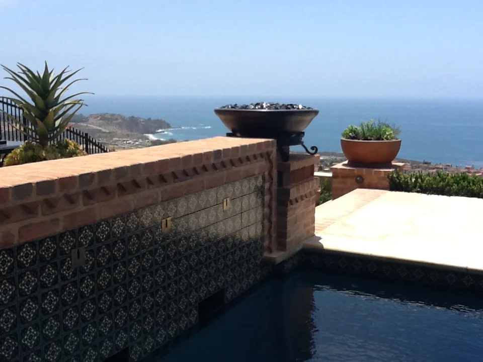 Newport Coast Custom_Planter.jpg