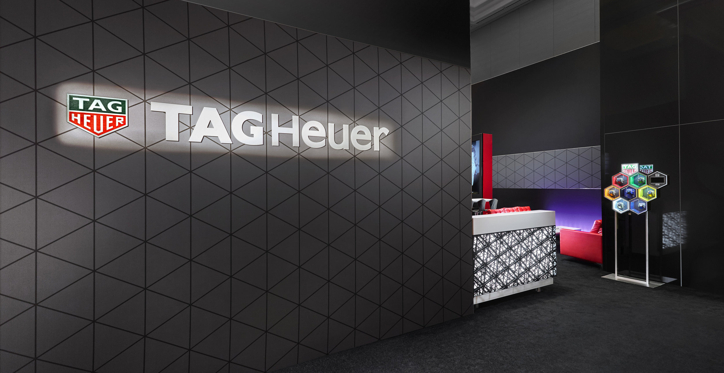 TagHeuer_03_CROP.jpg