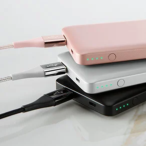 belkin-pocket-power-5k-F7U019-photo-stack-v01-r01.jpg