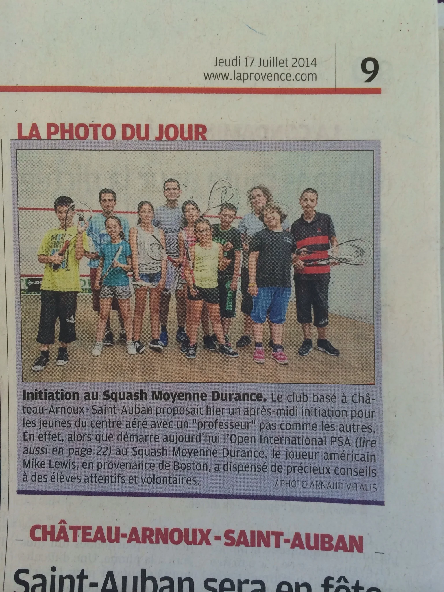 Junior squash clinic in the village before the tournament starts up