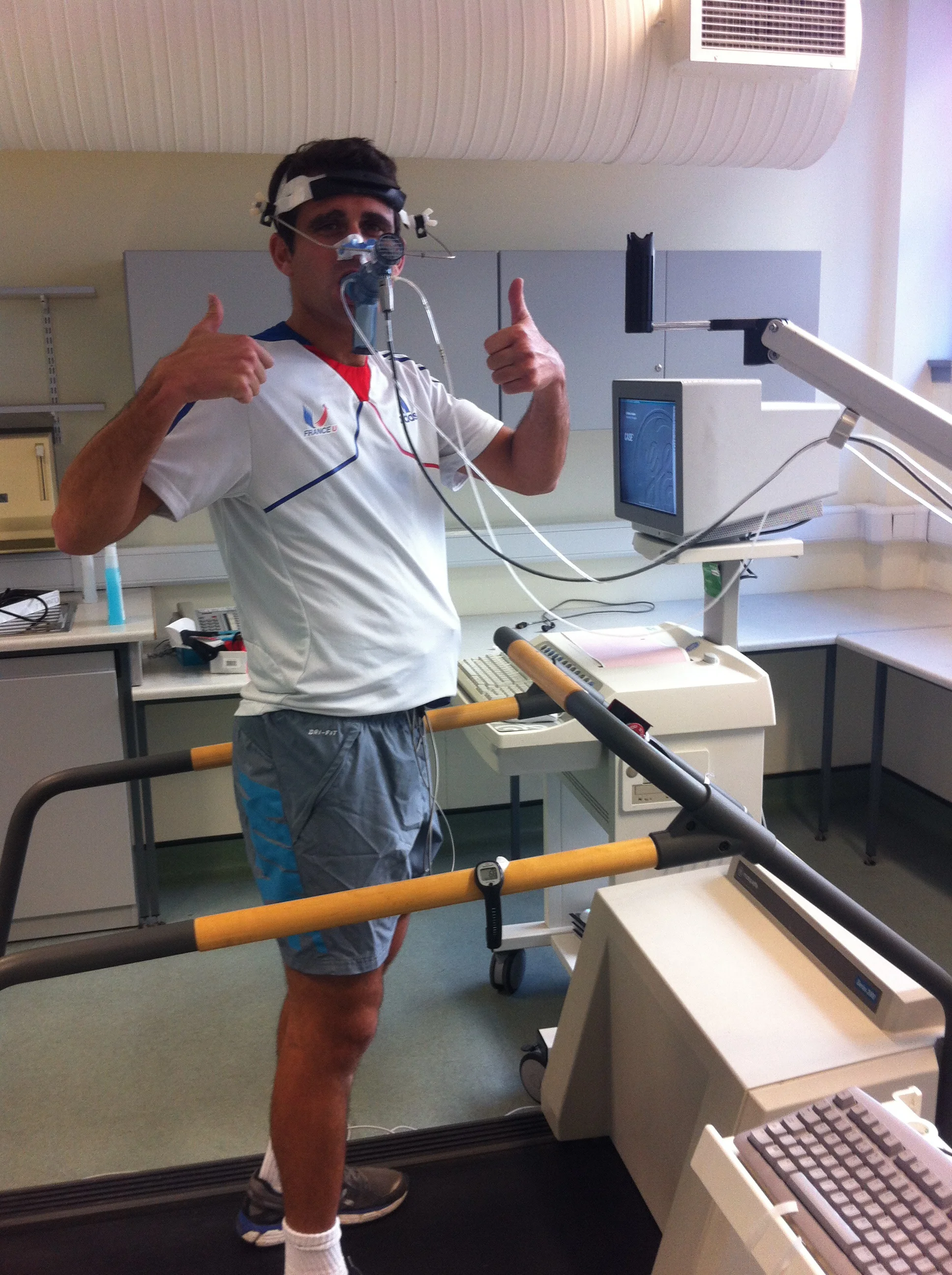 Sports Science 101 in the basement of Dublin City University, with Enda, aka the best sports scientist around