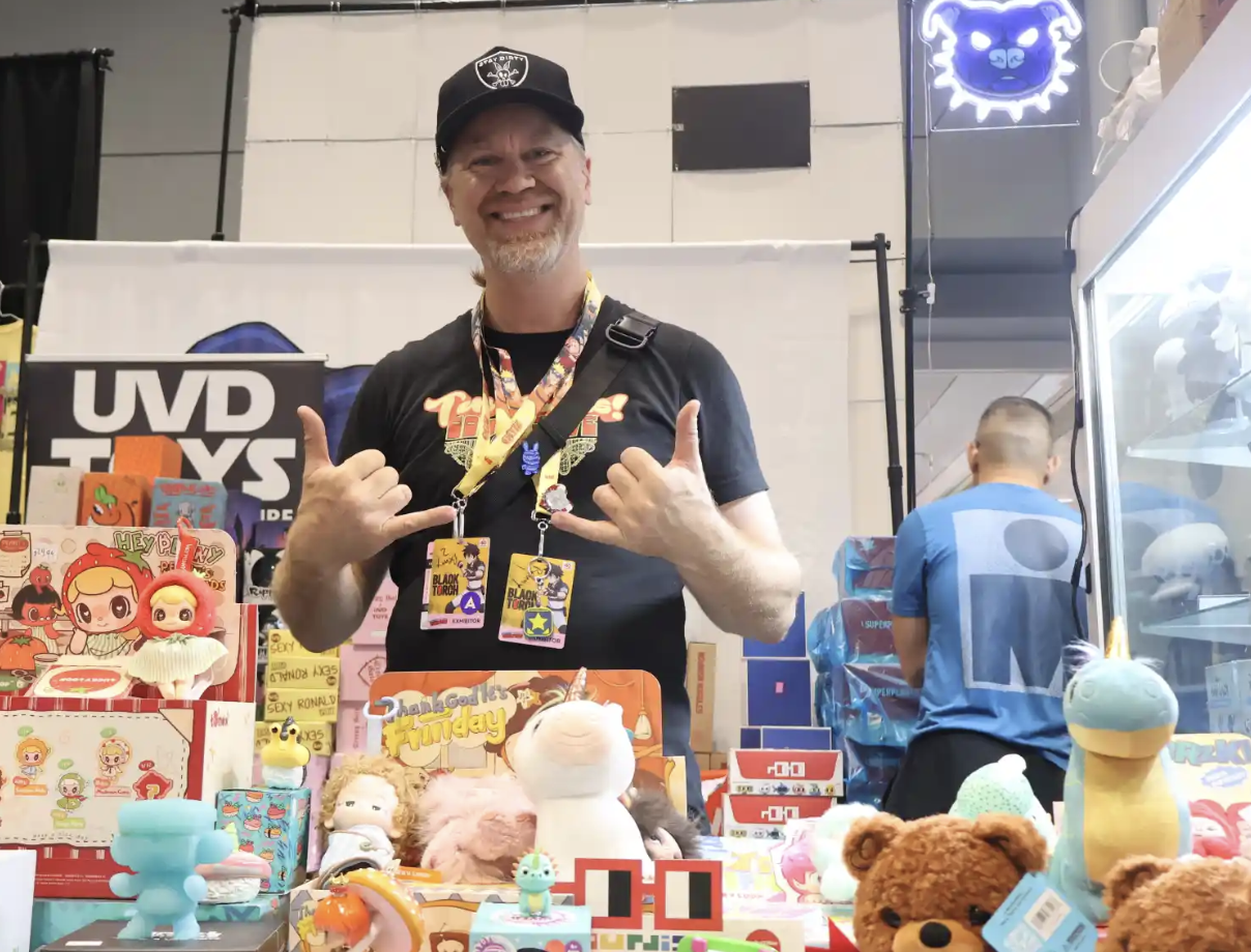 My NYCC Booth Featured in Local Paper AMNY