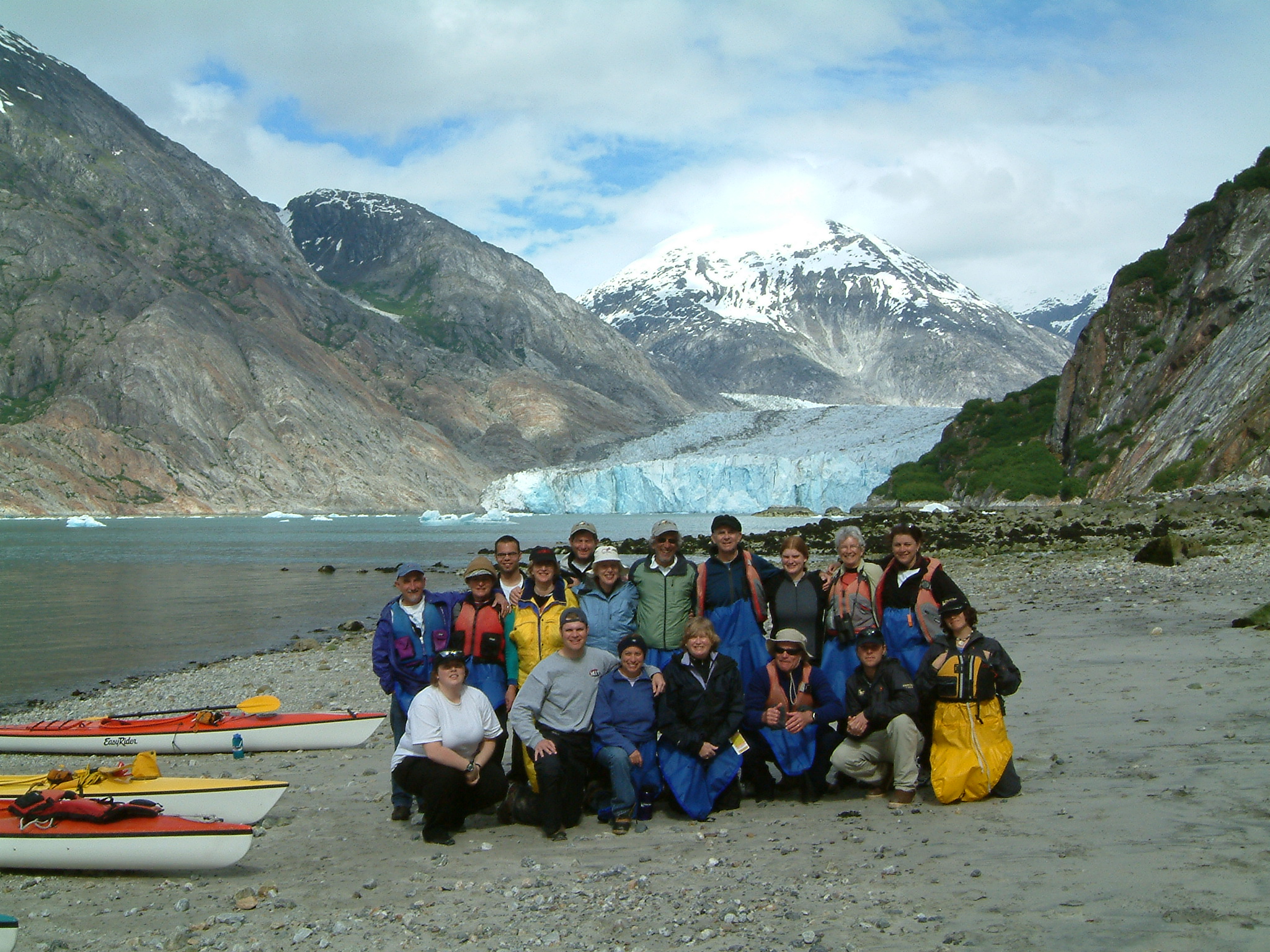 alaska kayakers.JPG