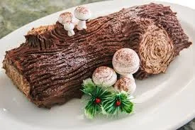 Young chefs will decorate their Buche de Noel with Woodland themed decorations. 