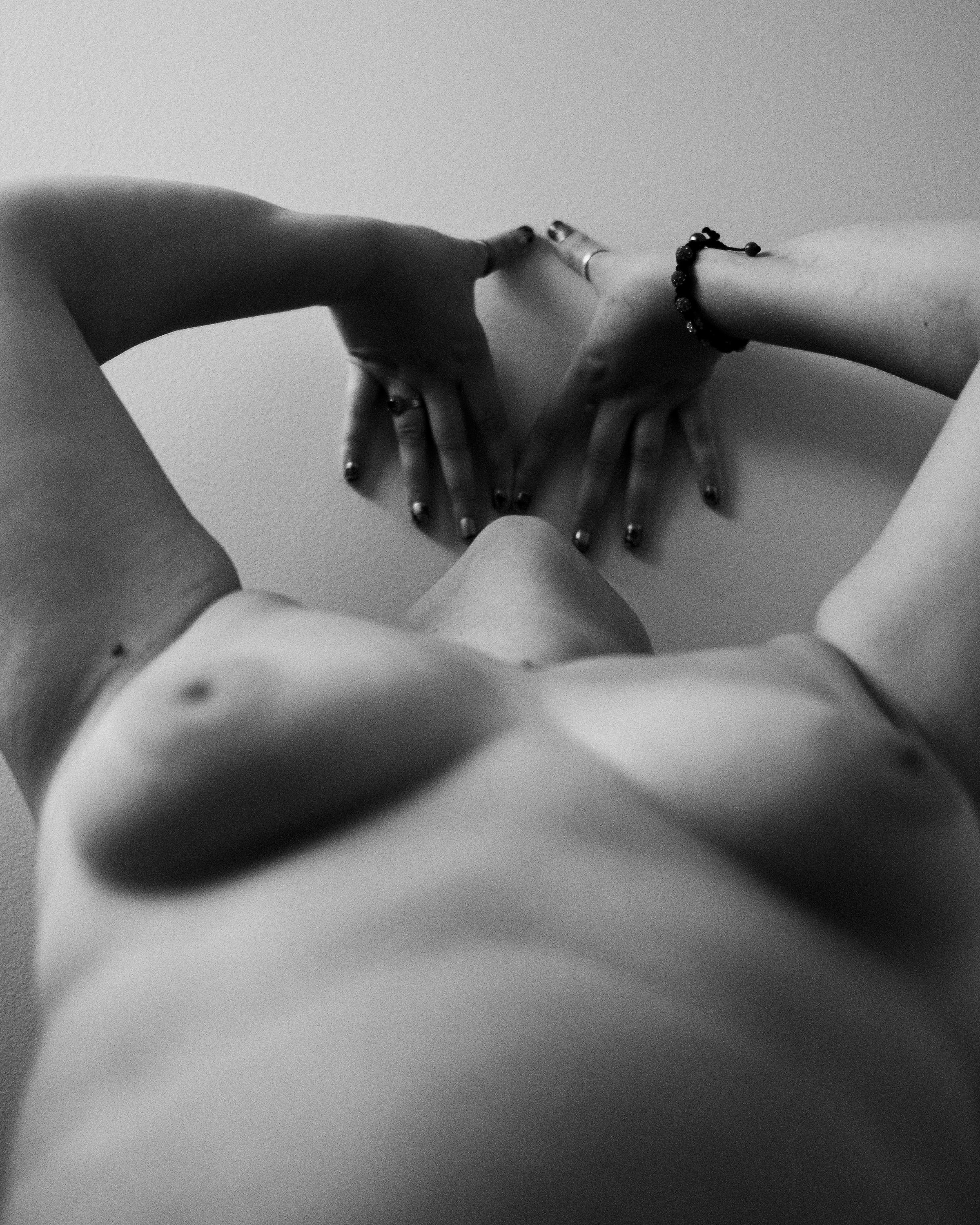 nude180804-2613bw-8x10e.jpg