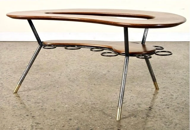 Unuasal.Kidney.shaped.coffe.table.1950s.2.jpg