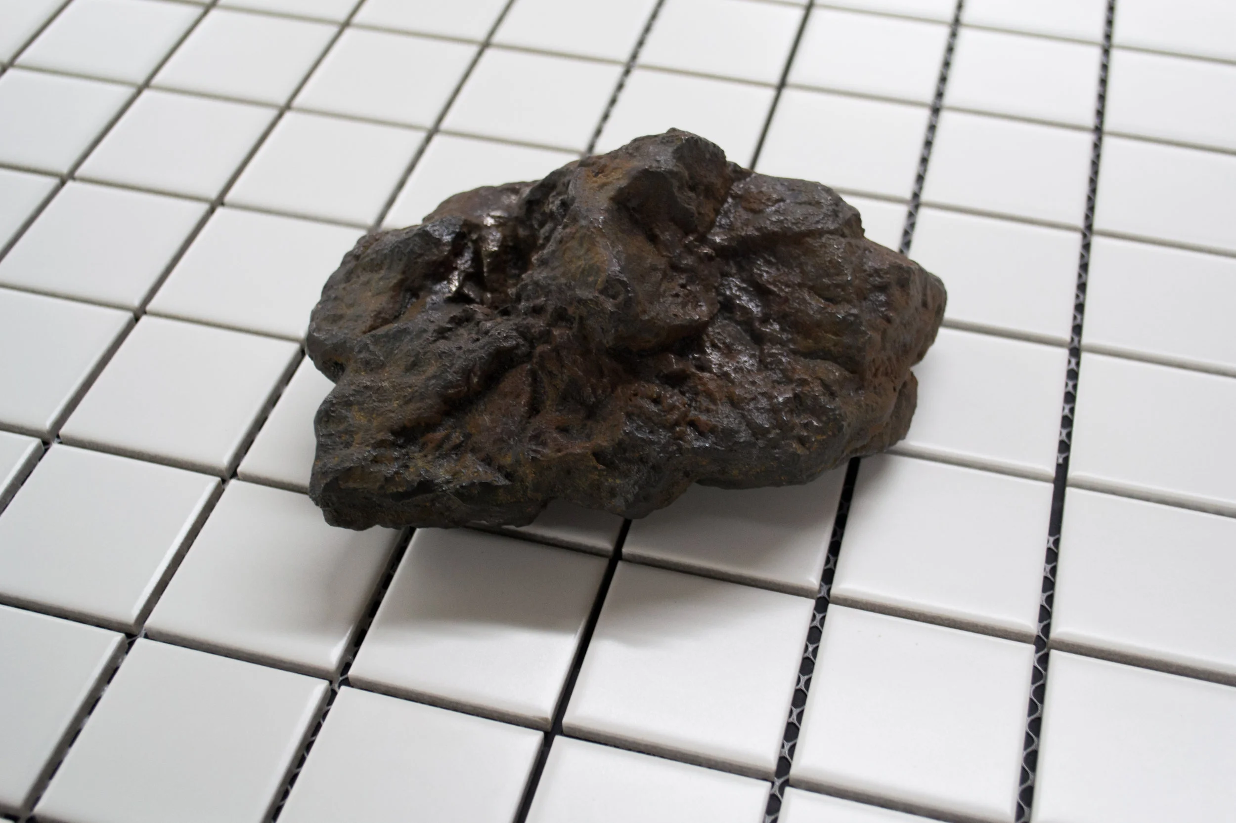 Giulia Gentili, White Quartz (Devil's Kitchen), 2018, cast iron.jpg