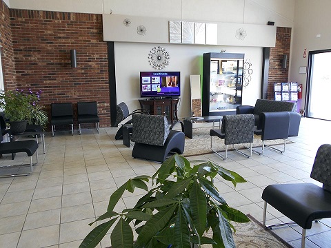 Waiting Room - Acacia First Care Dermatology Serving Lawrenceburg TN, Pulaski TN,  Waynesboro TN - by Dermatologist Robert Chen.jpg