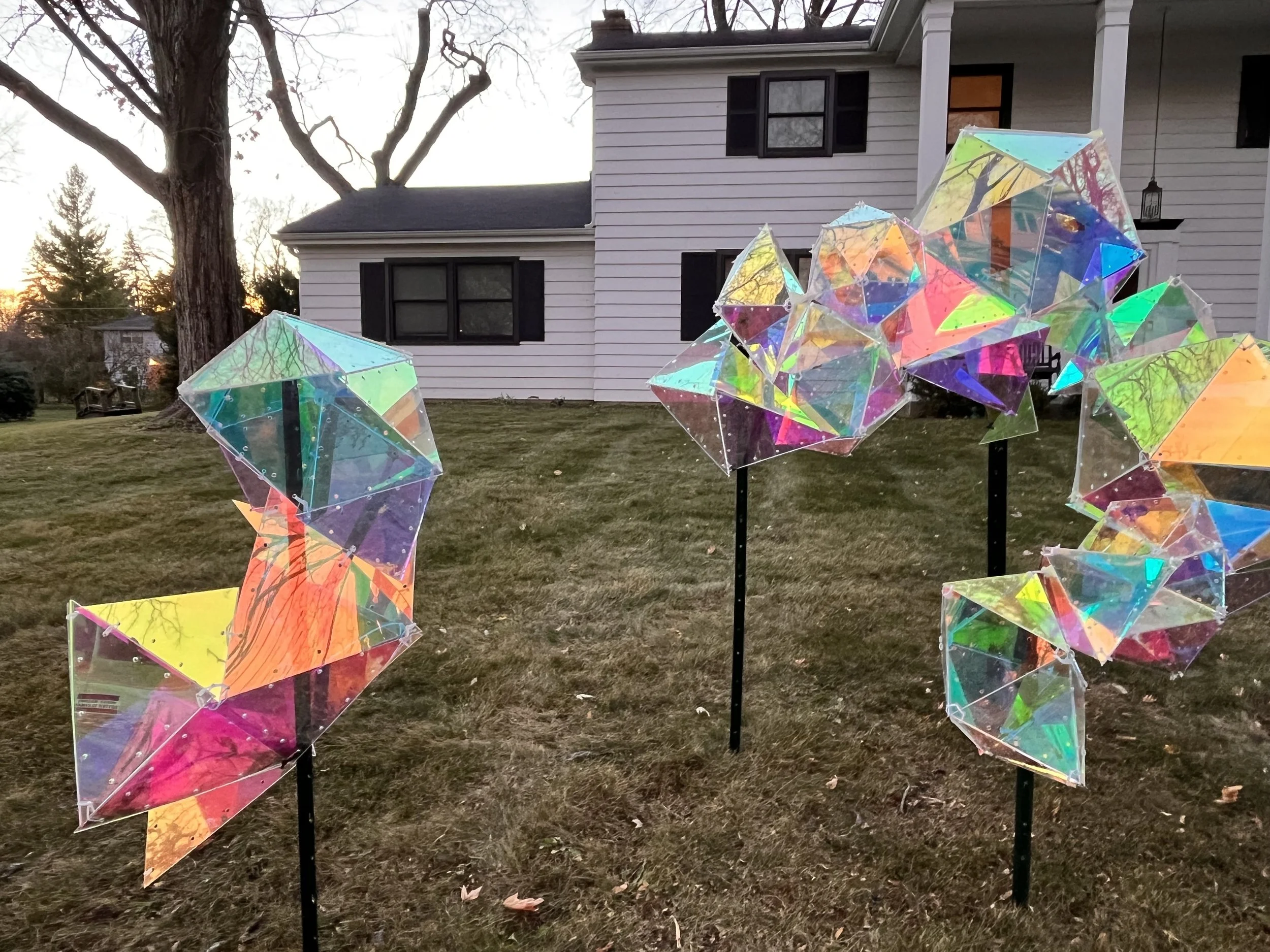 2025 "Untitled"
Dimensions Variable
Laser-Cut Acrylic, Dichroic Film
Terrain Biennial, Geneva, IL