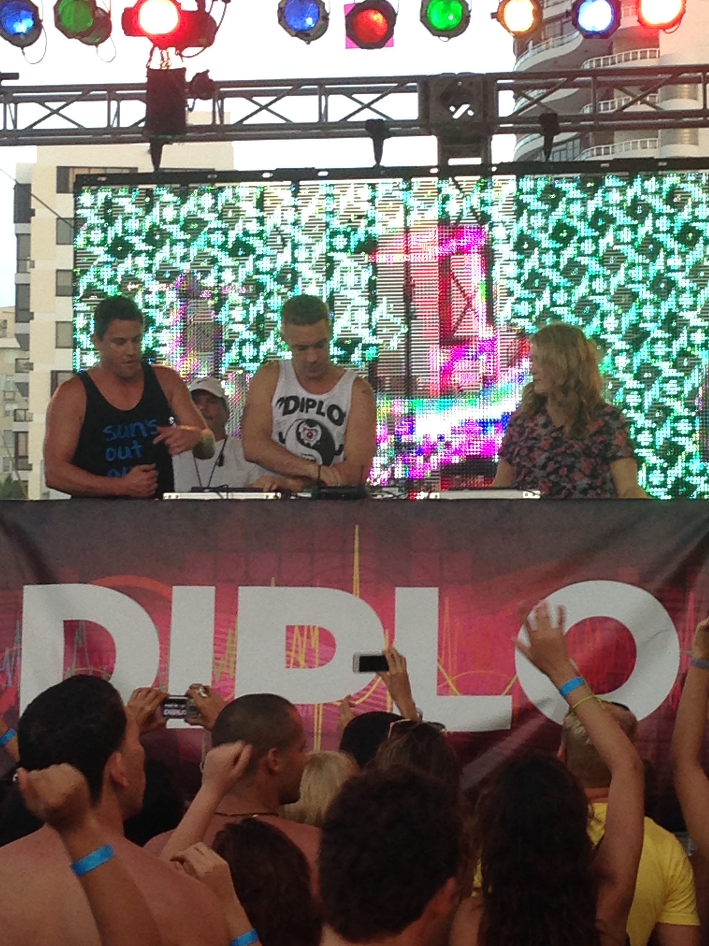 Channing Tatum, Diplo and Jillian Bell on the set of "22 Jump Street"