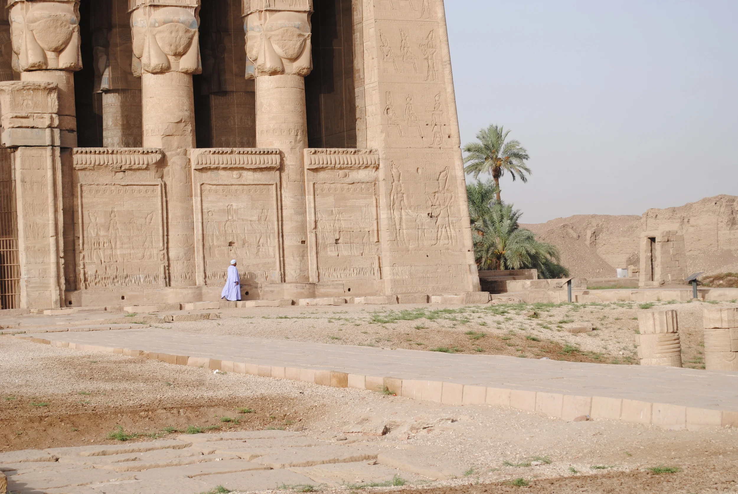 Paying Tribute to the Goddess of Love, Music and Drunkenness