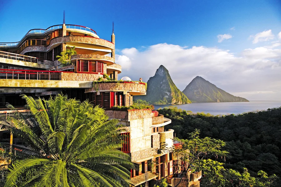 10 Photos That Prove Jade Mountain is the Most Incredible Place You'll Ever Stay