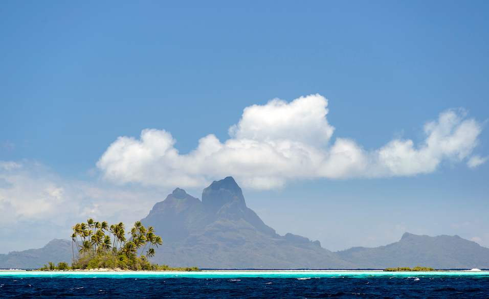 Bora Bora. Image courtesy of Chris McLennan and Tahiti Tourisme .