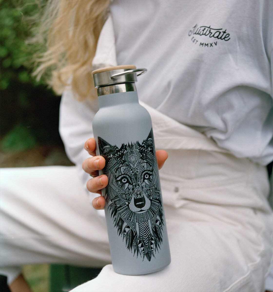 Grey-Wolf-Water-Bottle-2.jpg