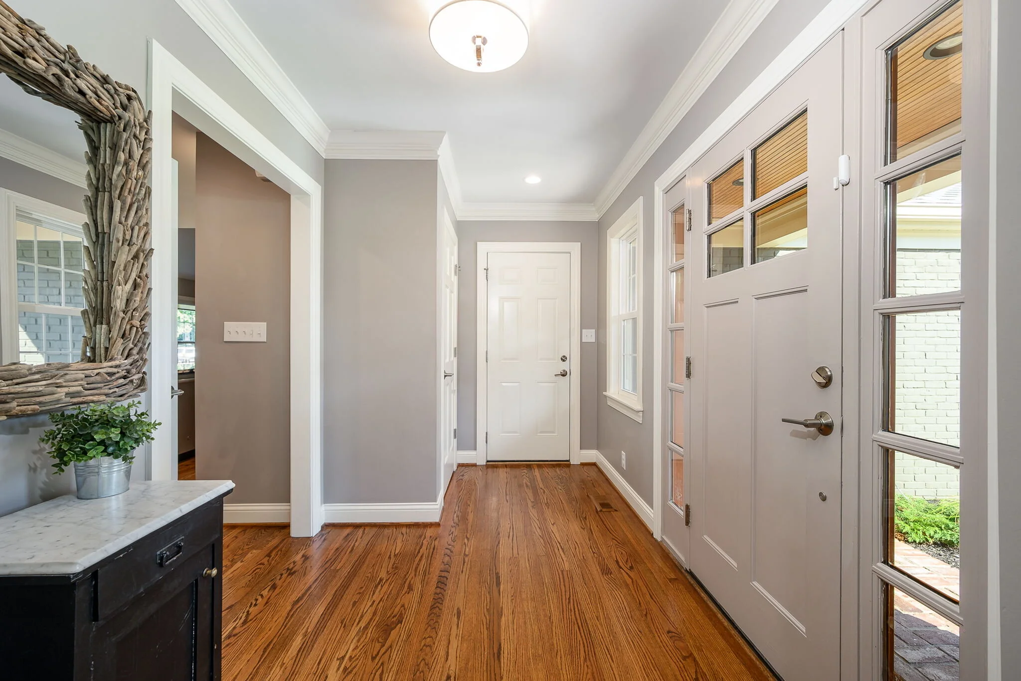 5-web-or-mls-Spruce Ln 108-FCP-05.jpg