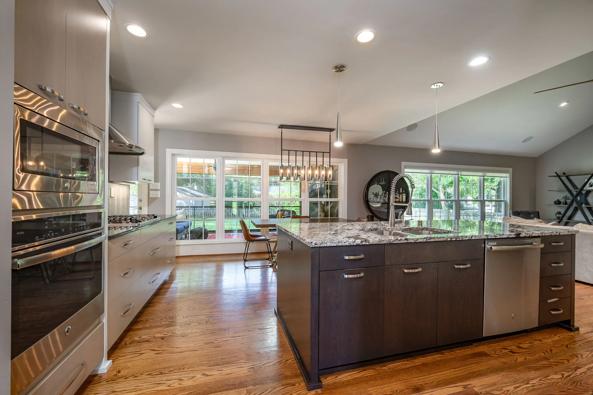 10-web-or-mls-Spruce Ln 108-FCP-10.jpg