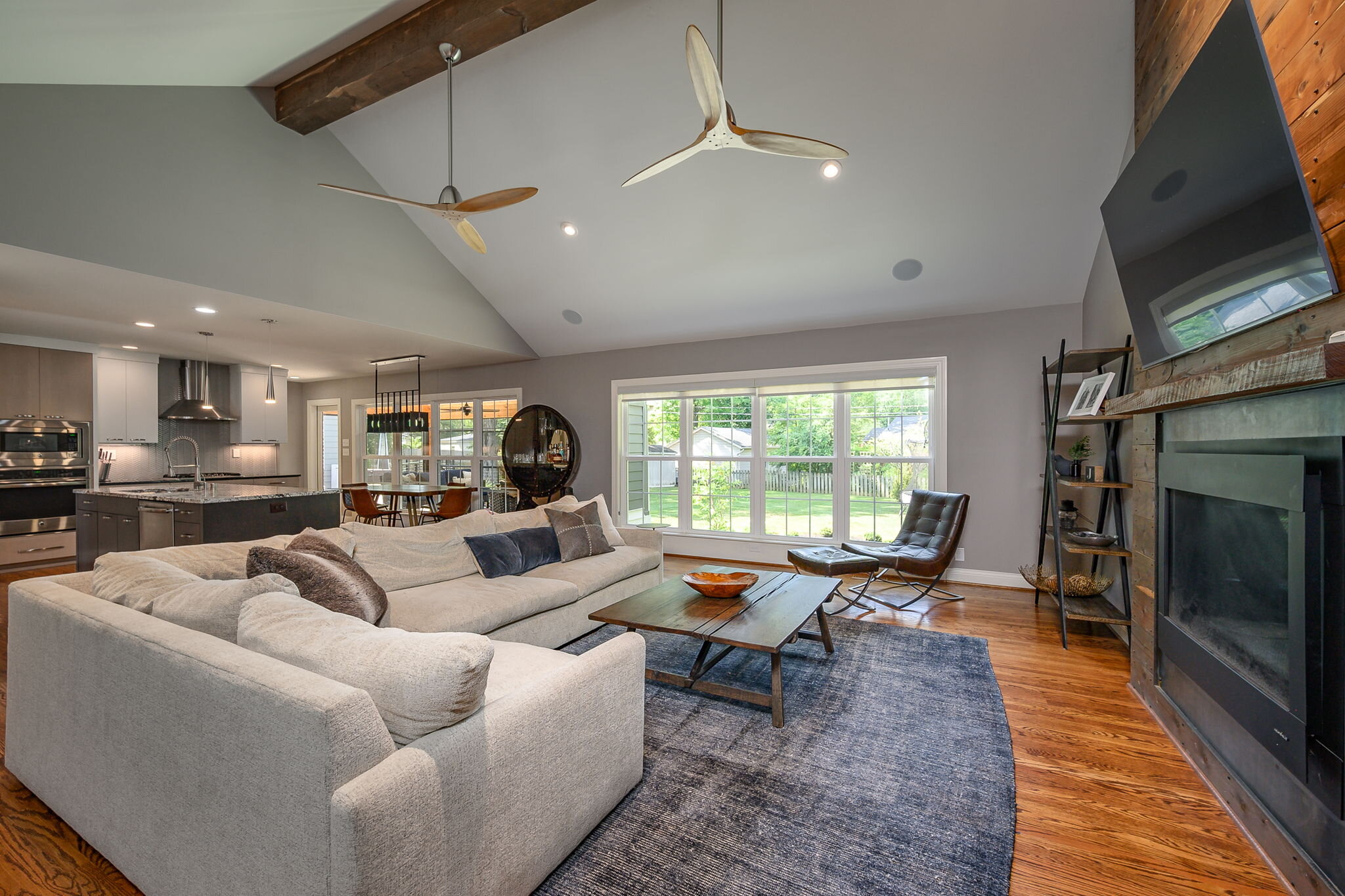 17-web-or-mls-Spruce Ln 108-FCP-17.jpg