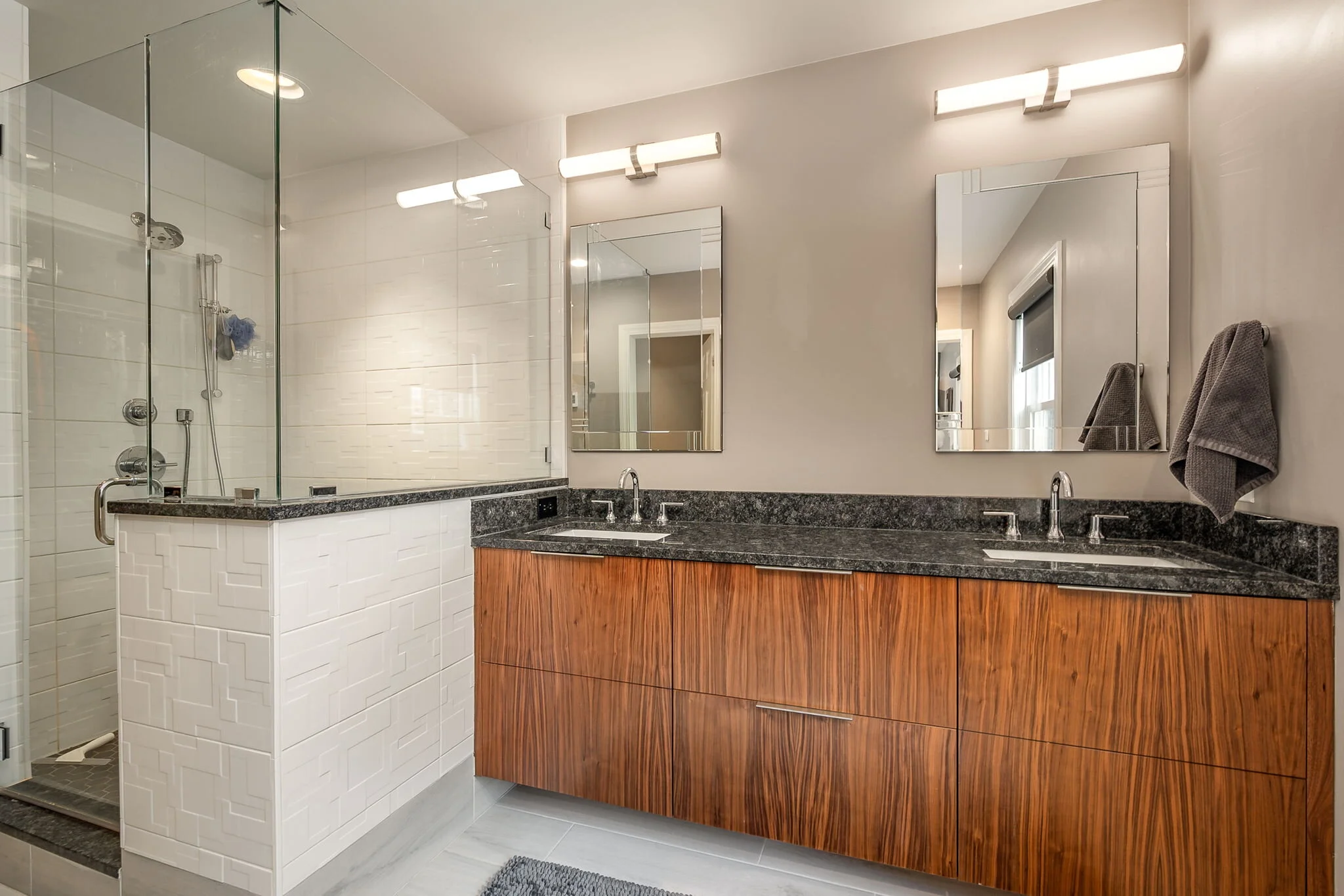 27-web-or-mls-Spruce Ln 108-FCP-27.jpg