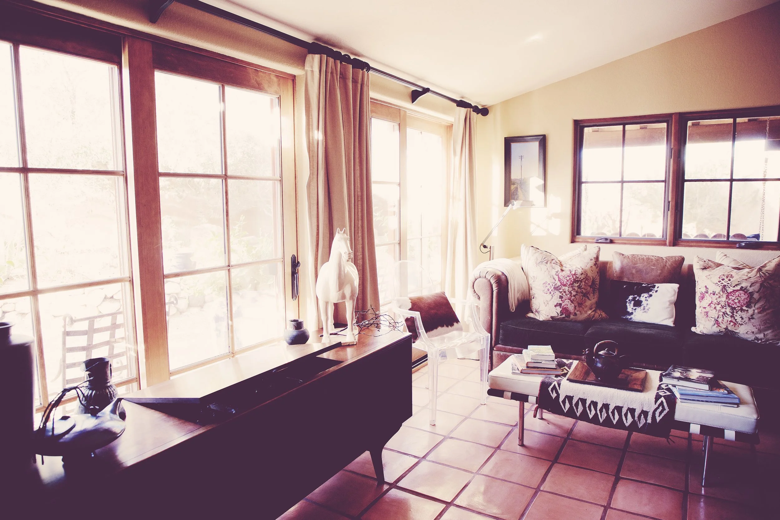IMG_6279_x front room.jpg
