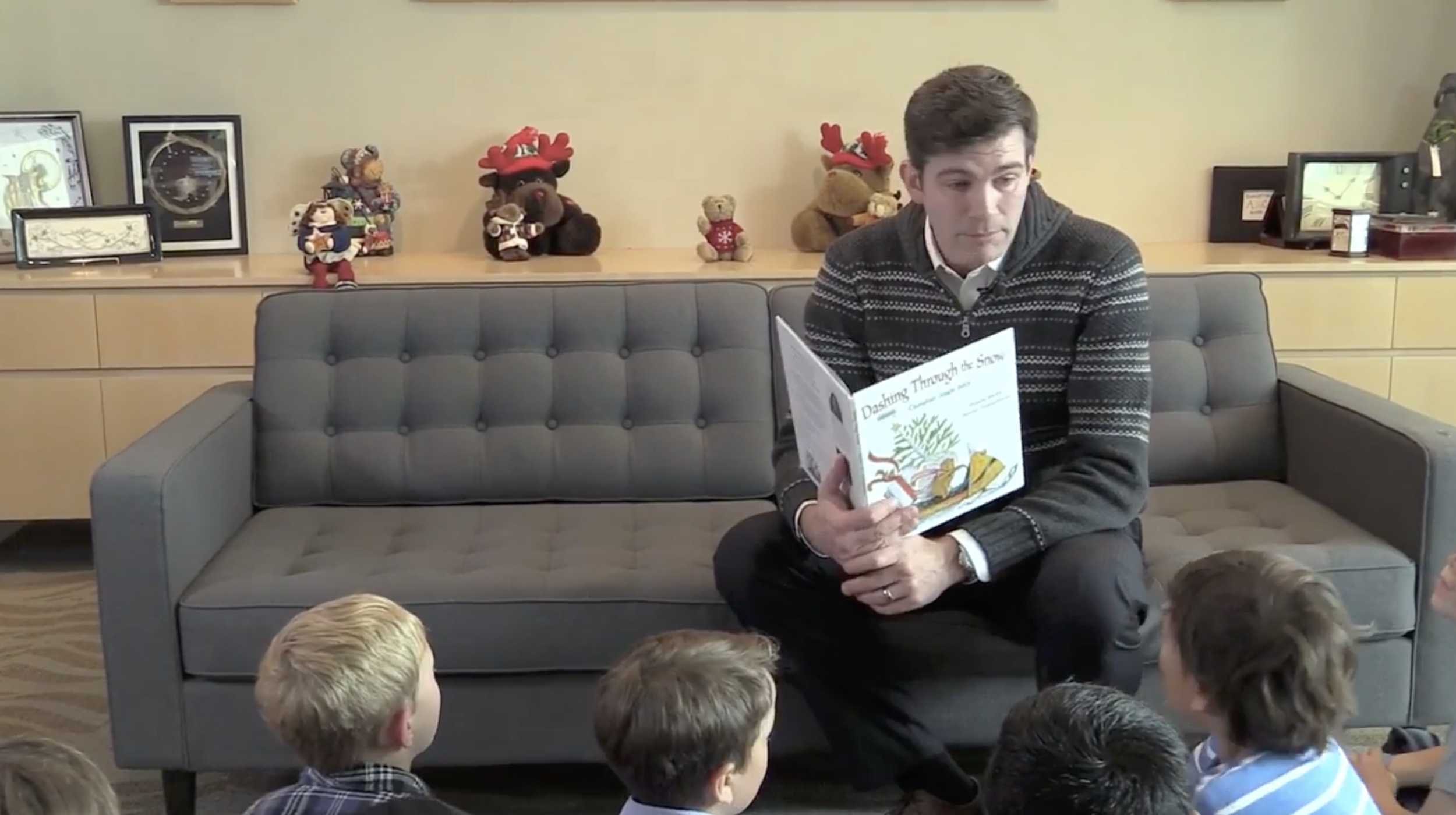 Edmonton Mayor Don Iveson reading to children in the Mayor Reads video