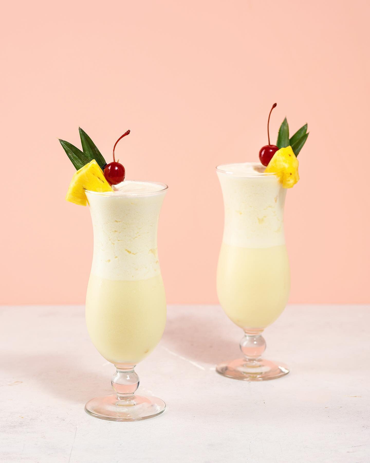 Is it ...day yet?  Super, that means it&rsquo;s time to drink these cold tropical cocktails in the warm sunshine. 
The cocktail section of our cookbook #TheCouplesCookbook was handled by a true professional @newman_kara, and was not only our favorite