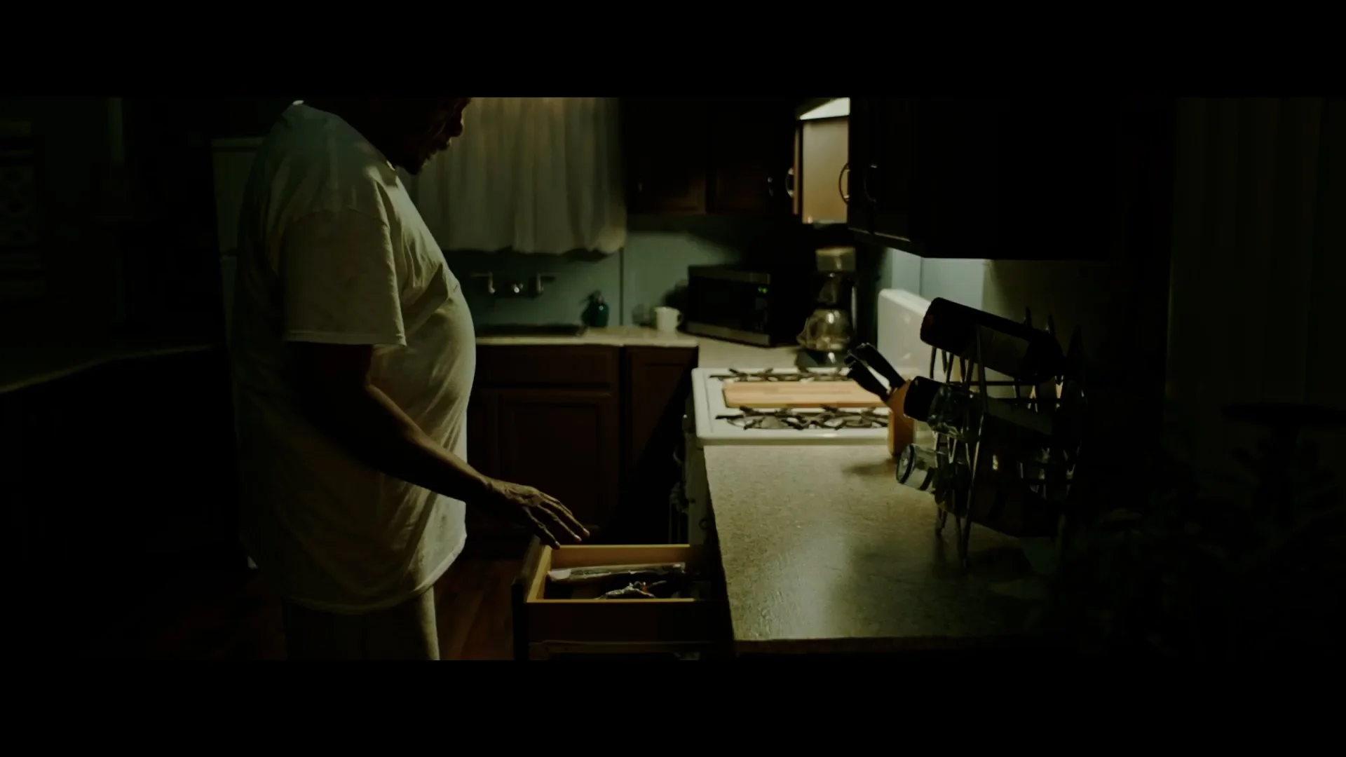darkweb_104_hd_h264_2ch_0712.mov.01_35_19_20.Still015.jpg
