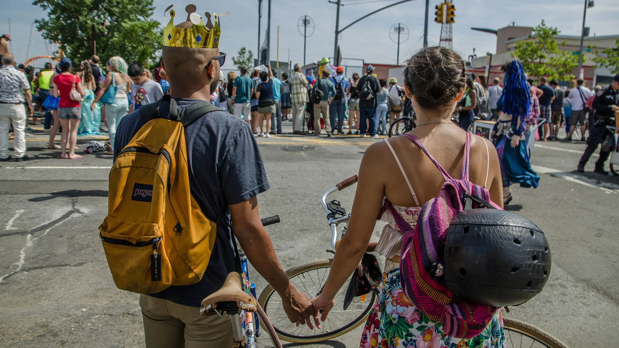 Coney Island Mermaid Parade (Heidi M. Nunnally © 2014. All Rights Reserved.)-79.jpg