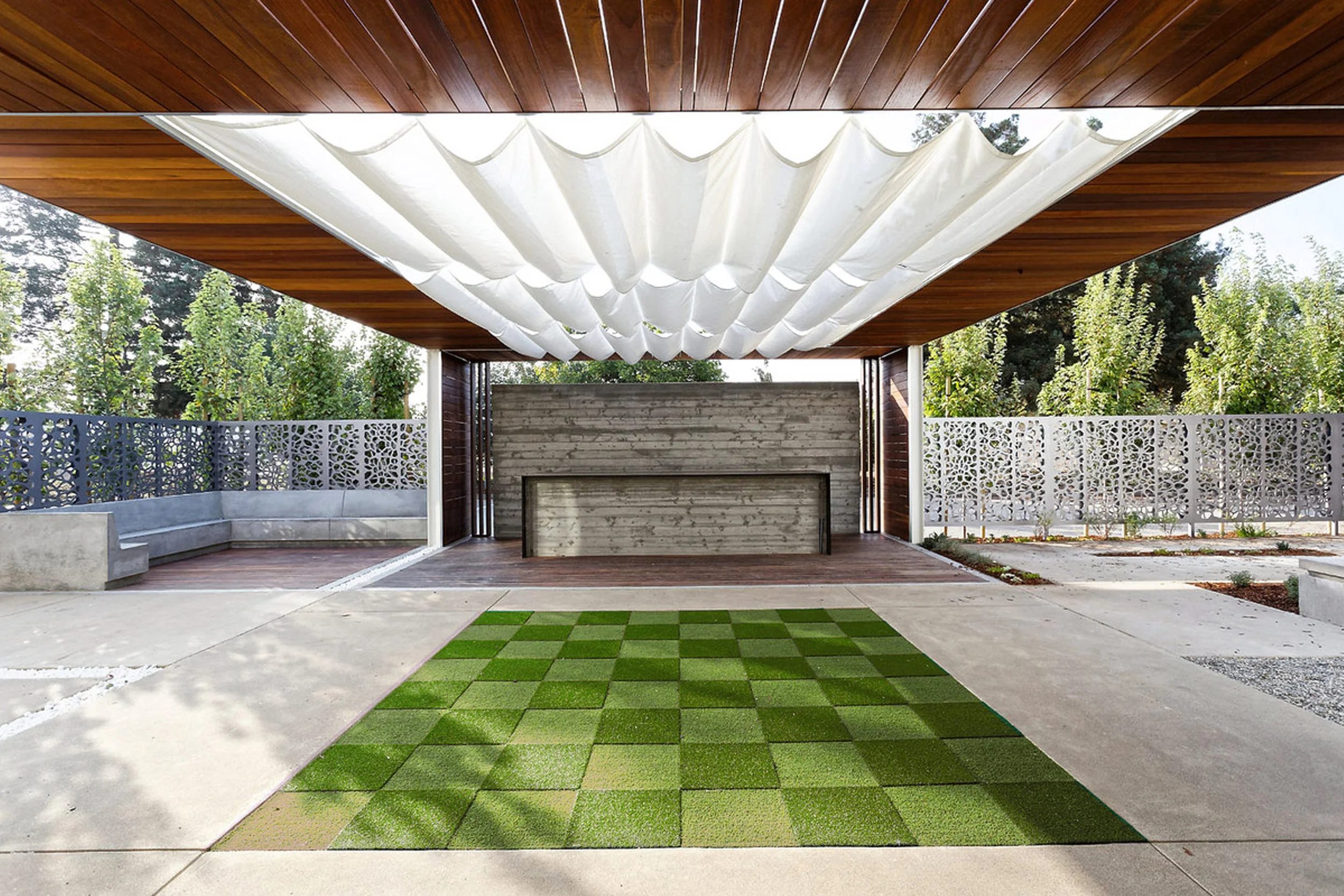 2811orchard_exterior2.jpg