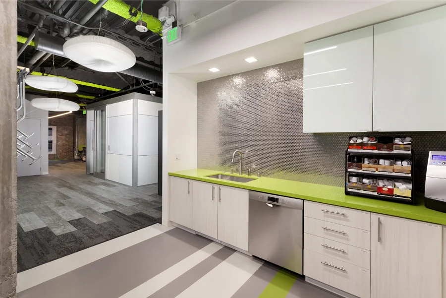 400SutterHortonworks Kitch1.jpg