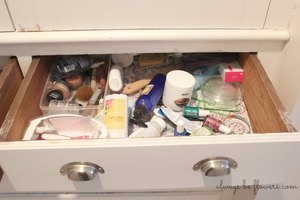 Clearly I need something to organize this drawer.