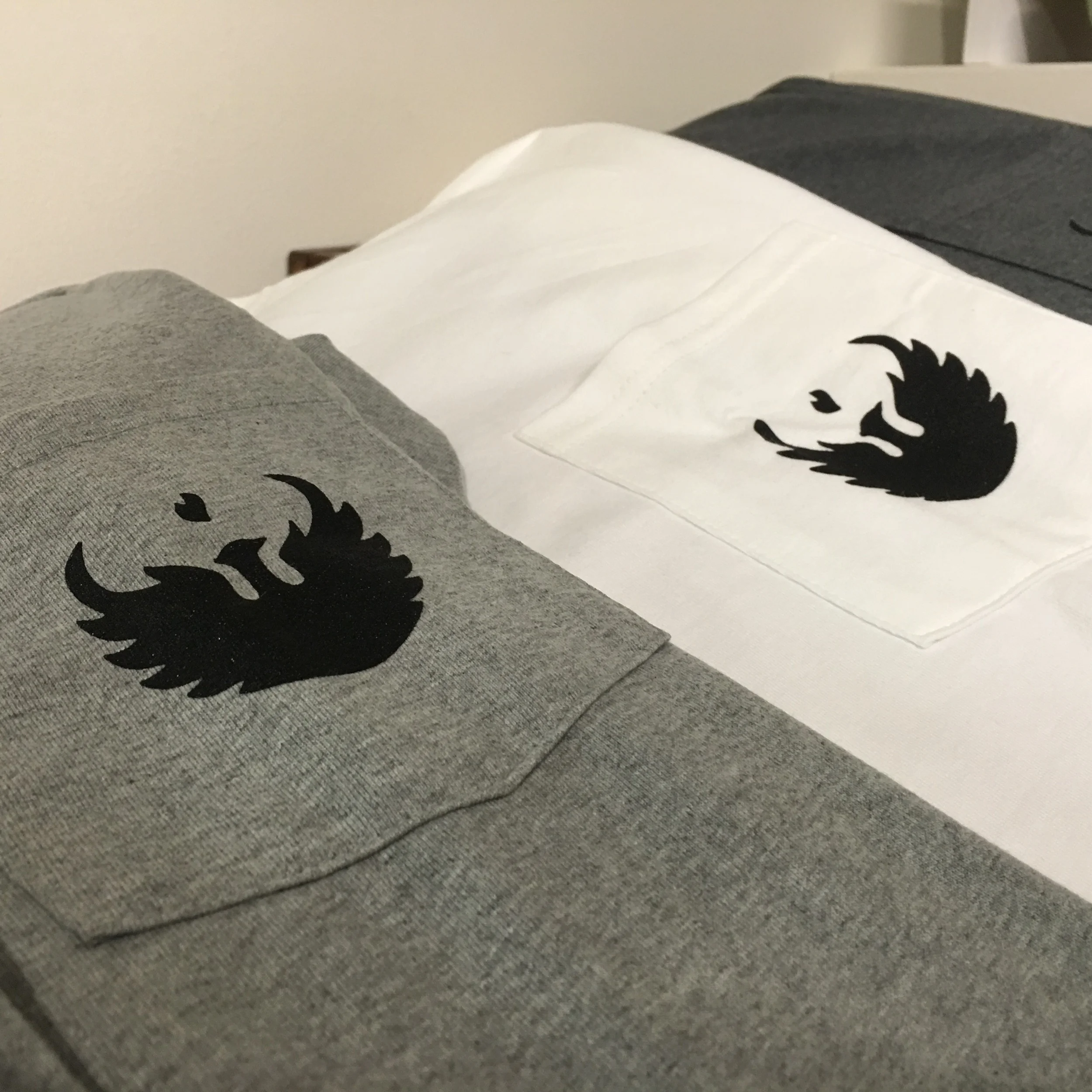 Logo Tees