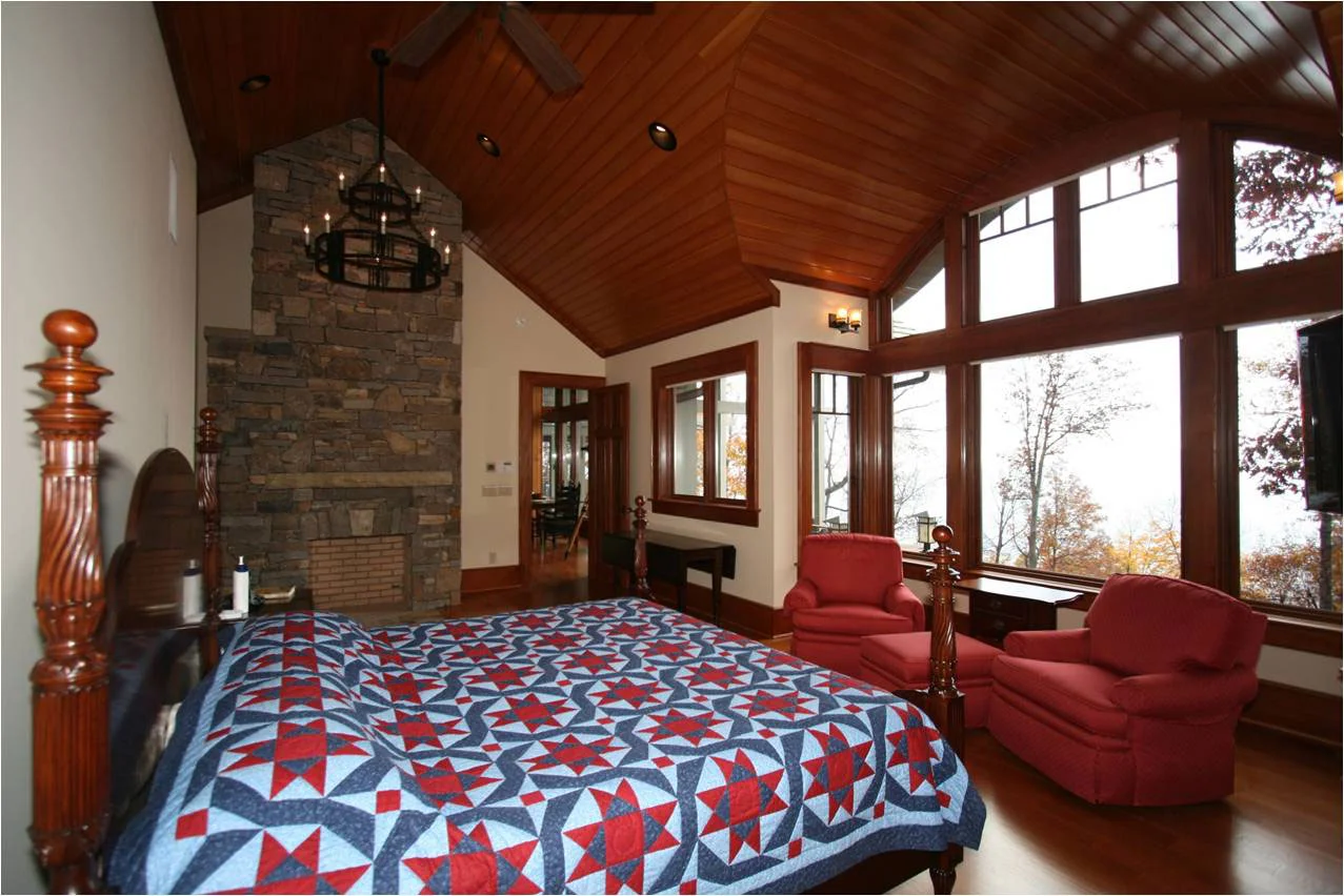 17--Mountain-Lodge-Ext.jpg