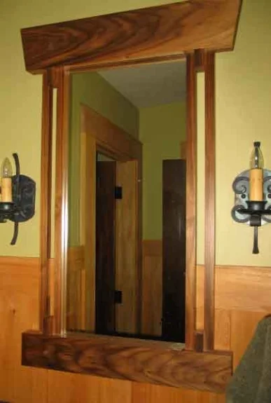 VANITY MIRROR