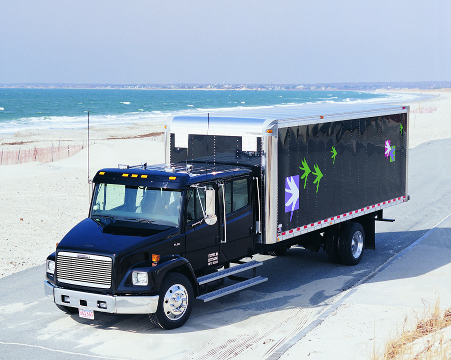 Truck on beach2.jpg