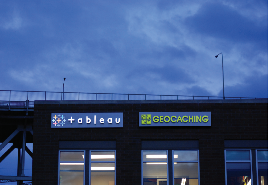 geocaching_portfolio_signage.png