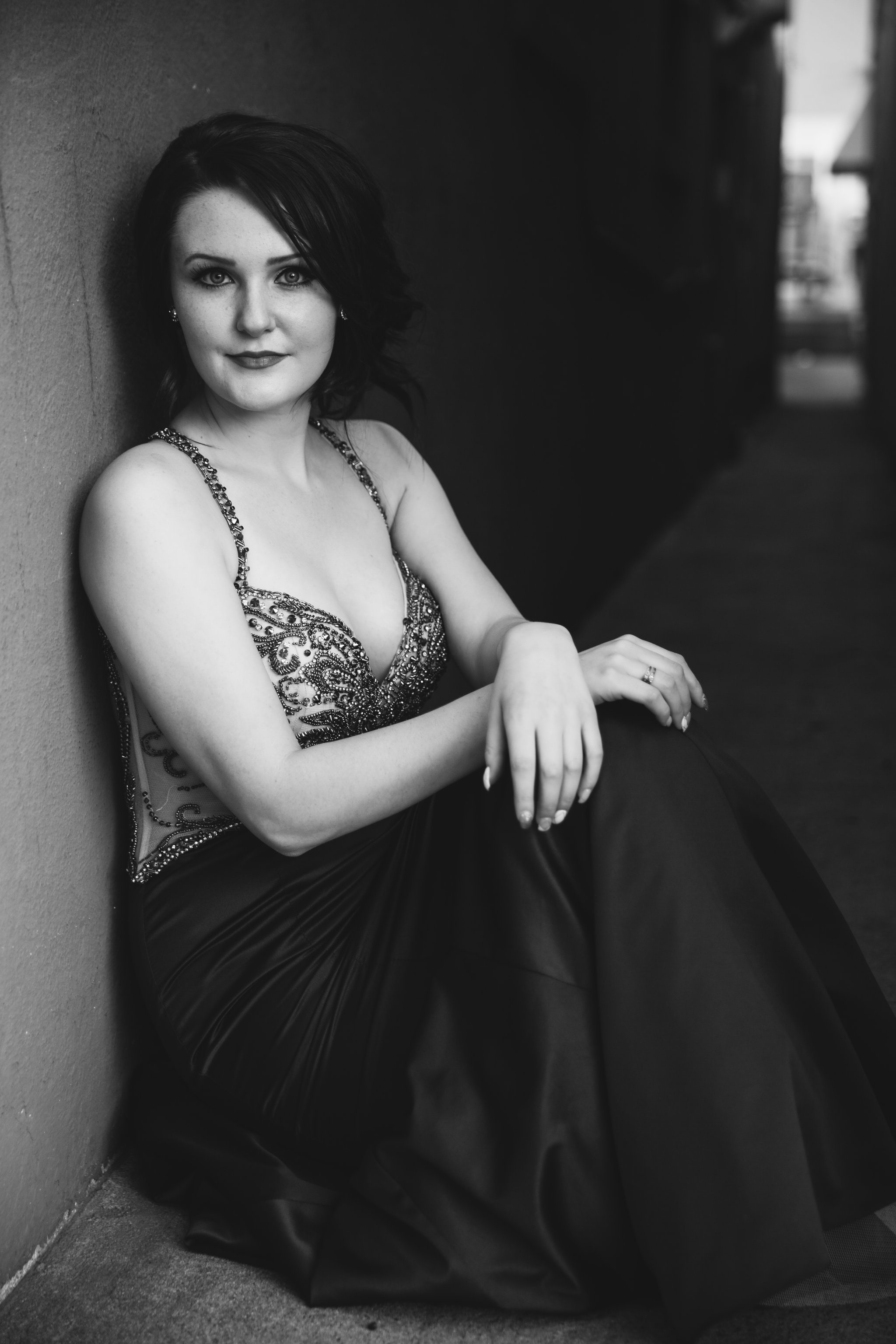 Downtown Medicine hat Grad Photography