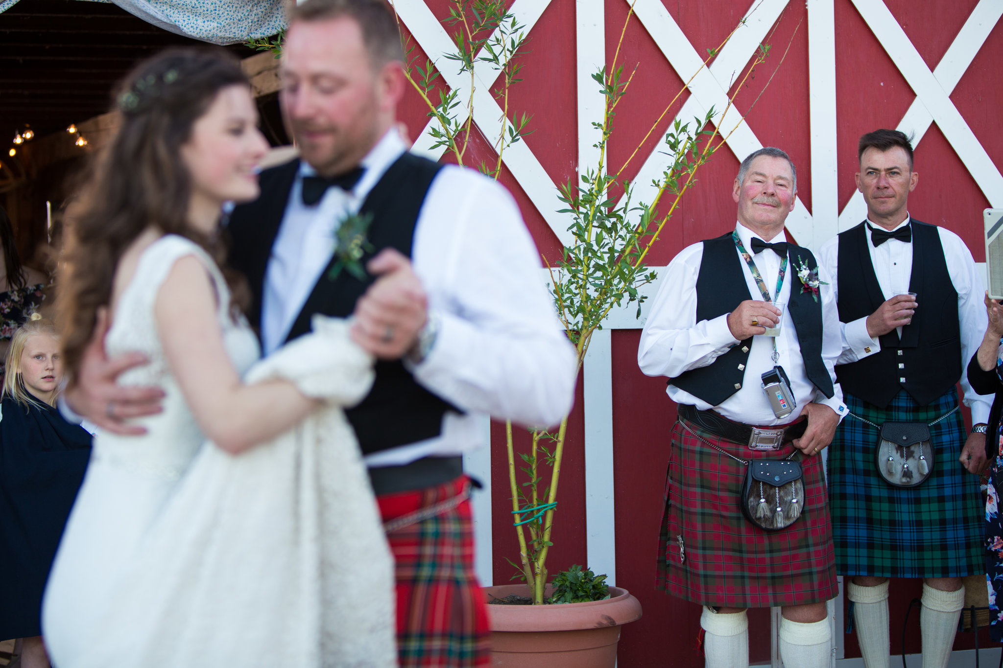 Chasing Autumn Photography - Medicine Hat Photography, Swift Current Wedding Photography, Saskatchewan Wedding Photography, Alberta Wedding Photography, Barn Wedding, Lethbridge Wedding Photography